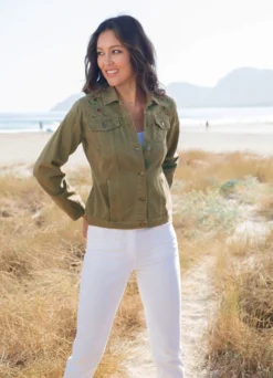 Bestickte Jeansjacke