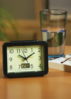 Leuchtender Wecker