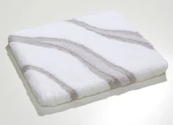 Moderne Badgarnitur von Kleine Wolke