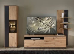 Wohnwand mit LED-Beleuchtung