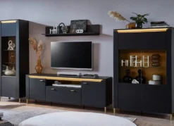 Wohnwand mit LED-Beleuchtung und Softclose